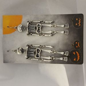 New Adult Skeleton Halloween Earings.